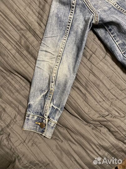 Джинсовая куртка 134р