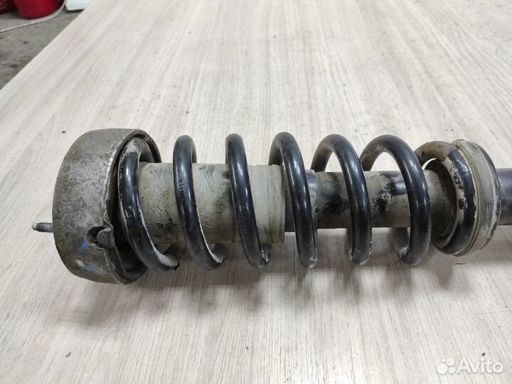 Амортизатор передний BMW X6 E71 с2008-2014г