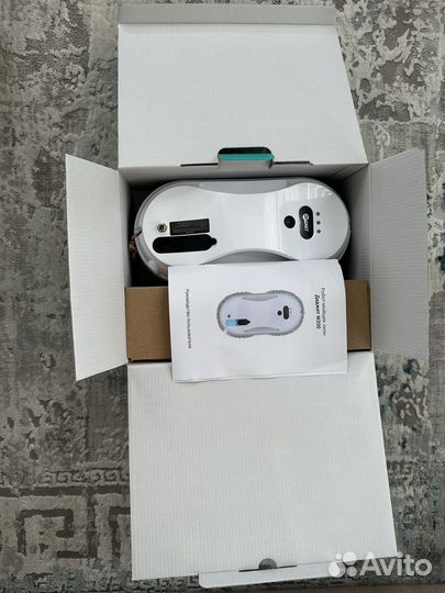 Робот для мойки окон Даджет dBot W200