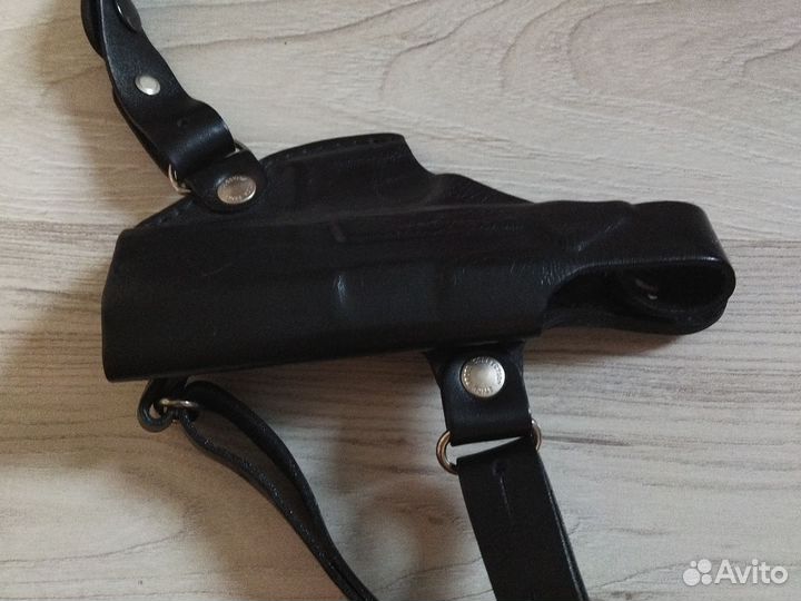 Кобура для скрытого ношения