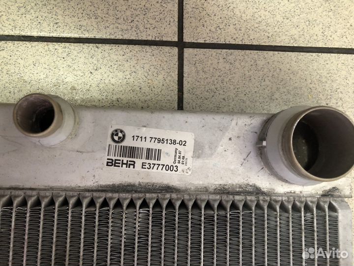 Радиатор охлаждения bmw e60