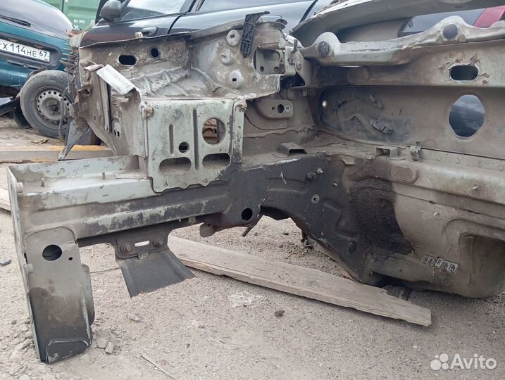 Лонжерон передний Четверть Renault Megane 2