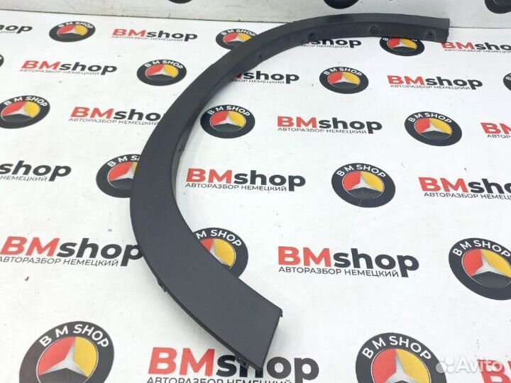 Молдинг на крыло задний правый Bmw X5 E70 N62N