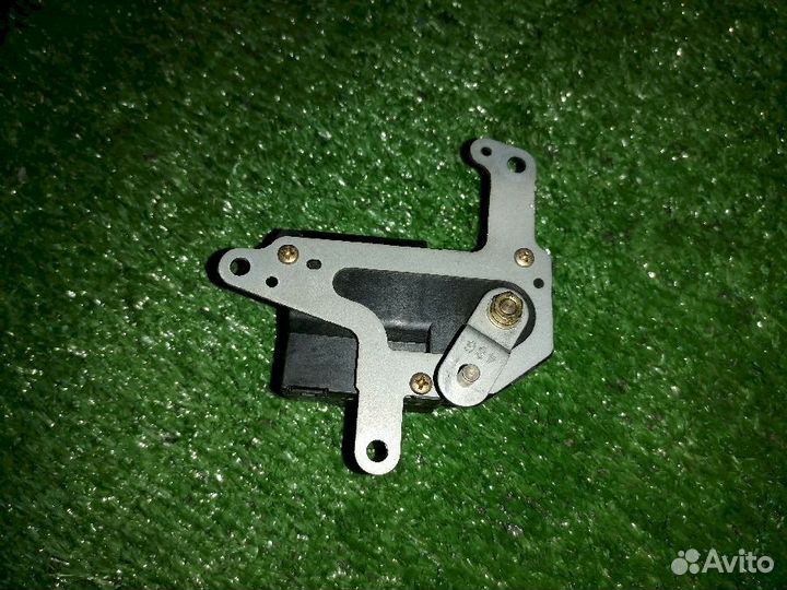 Сервопривод печки 063700-7870 Toyota Town Ace Noah