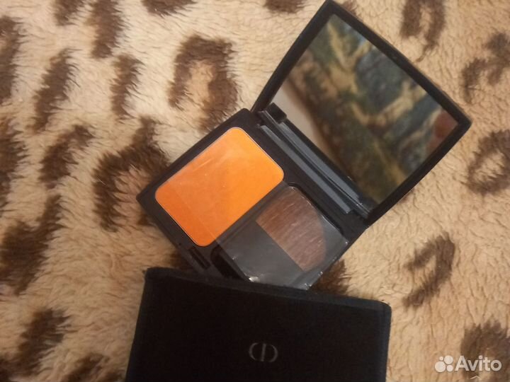 Парфюмерия Румяна CD (Dior)