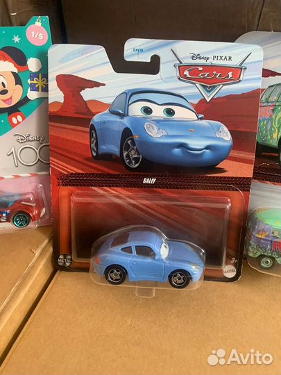 Тачки Cars Disney Sally Fillmore, HotWheels