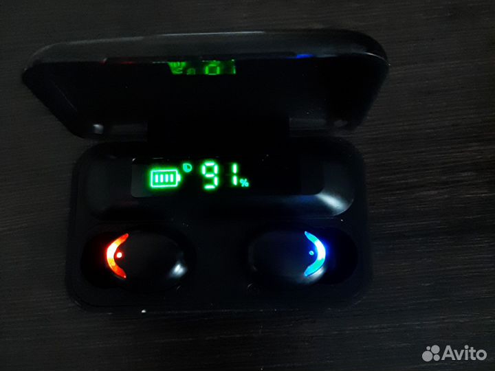 Беспроводные наушники (TWS) новые