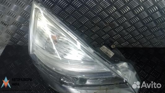 Фара правая Renault Espace 4 рест. 2009