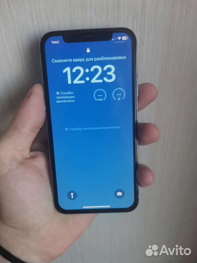 Телефон iPhone 10