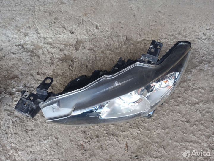 Фара левая правая Mazda 6 GJ
