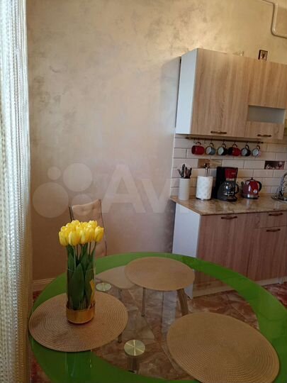 2-к. квартира, 63 м², 1/3 эт.