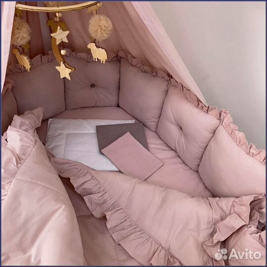 Бортики в детскую кроватку