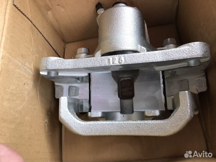 Суппорт задний