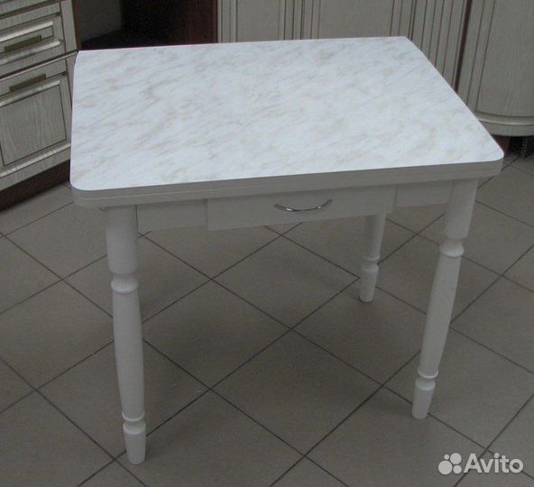 Кухонный стол раскладной