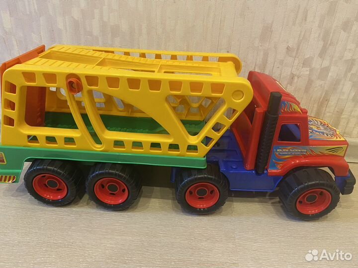 Детский грузовик большой