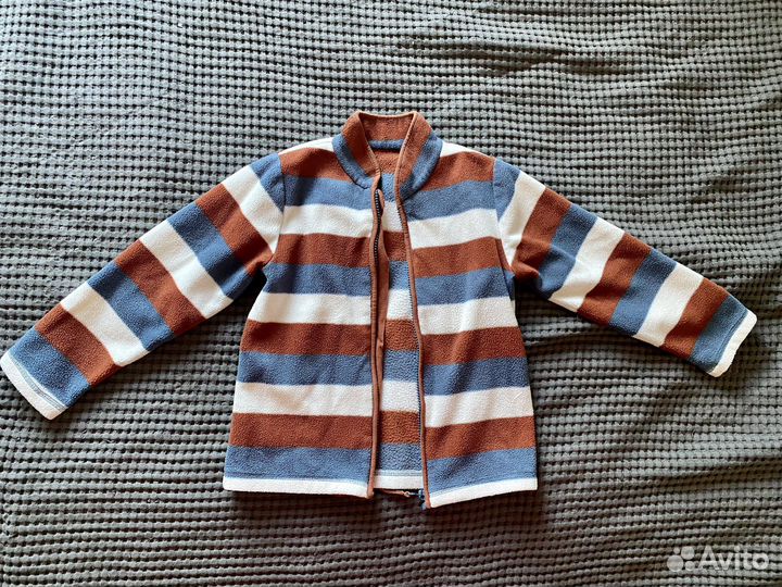 2 флисовые кофты на замке на мальчика 5-6 лет