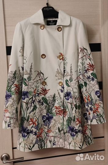 Плащ женский