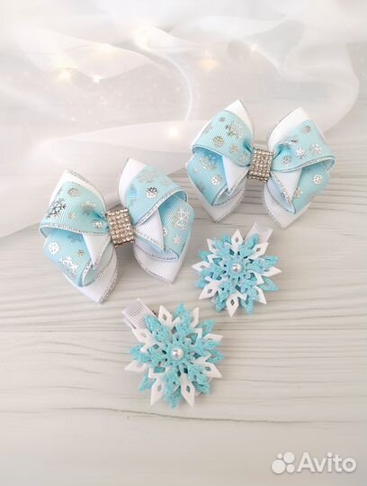 Бантики со снежинками