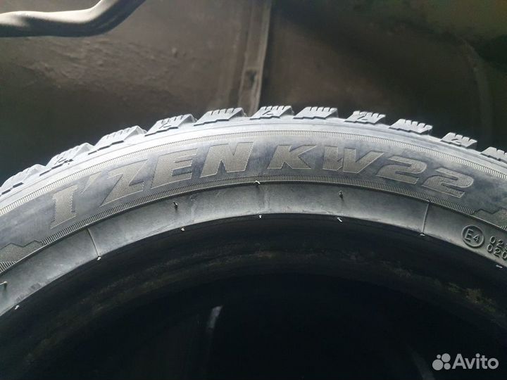 Kumho I'Zen KW22 215/55 R16 97T