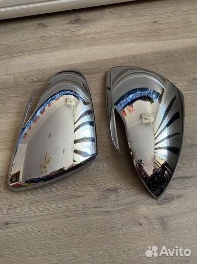 Накладки на зеркала Hyundai новые