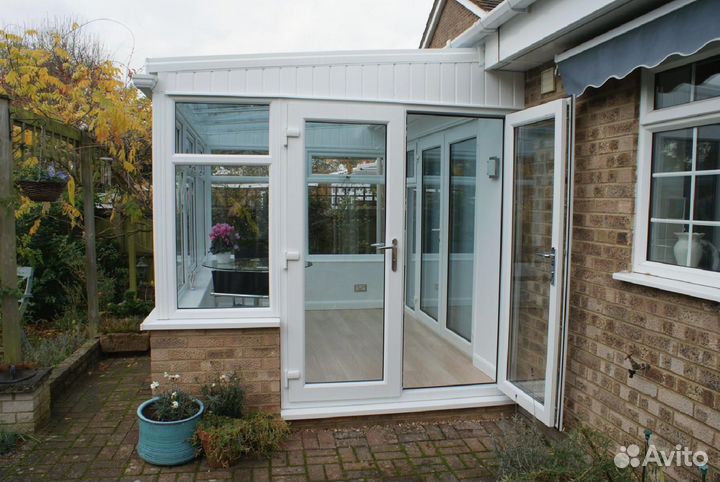 Двери со стеклом
