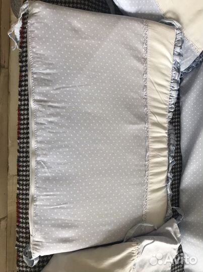 Комплект в детскую кроватку бортики