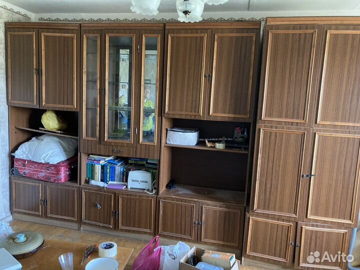 Стенка в гостиную