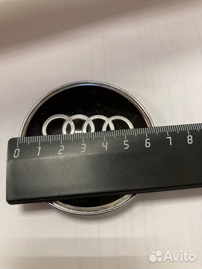 Колпачок ступичного диска Audi