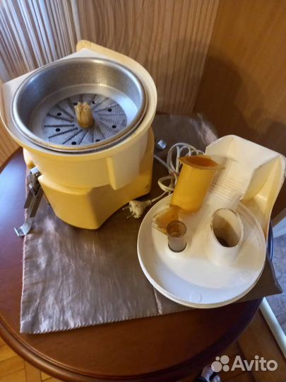 Соковыжималка Журавинка