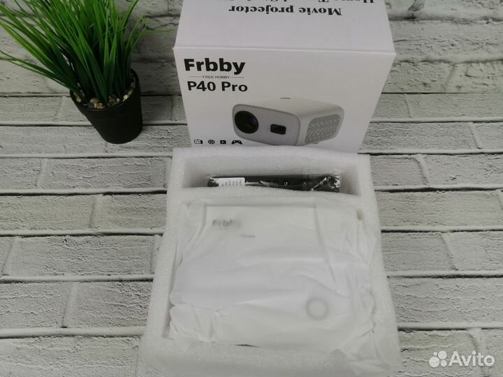 Проектор Frbby P40 Pro