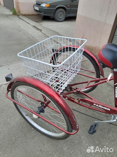 Велосипед взрослый трёхколёсный