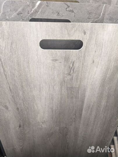 Кварцвиниловая плитка клеевая