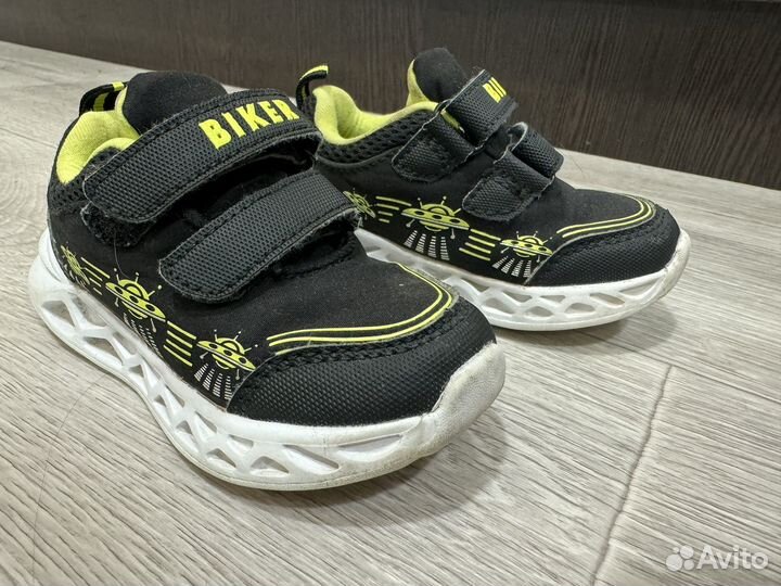 Кроссовки для мальчика