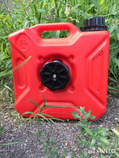 Крепление для экспедиционной канистры