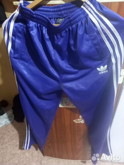 Спортивный костюм женский