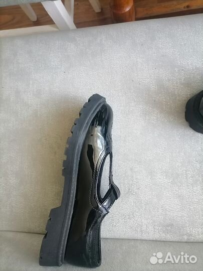 Туфли для девочки р-р 33 бренд Зара