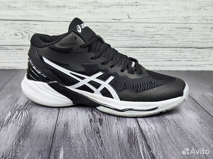 Кроссовки для волейбола asics