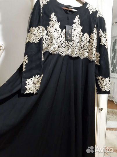 Вечернее платье