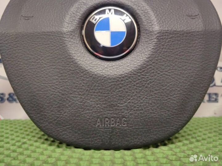 Подушка безопасности в руль Bmw 7 F01 N63B44 2012