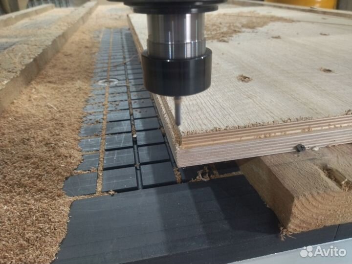 Фрезерная резка на чпу 1600 х 2500 Гатчина