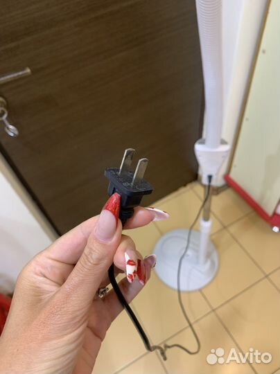 Лампа лупа напольная. Читайте объявление