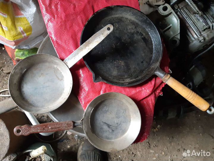Сковородка чугун и нержавейка