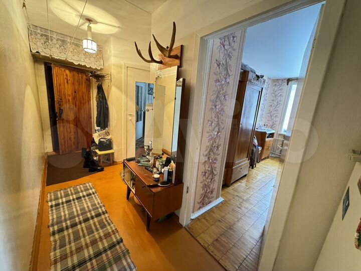 2-к. квартира, 52 м², 2/5 эт.