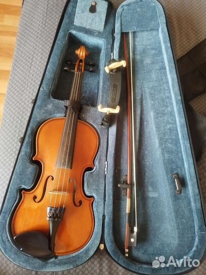 Скрипка 1/2 Karl Hofner