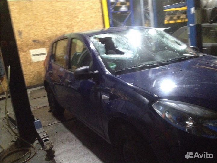 Разбор на запчасти Dacia Sandero