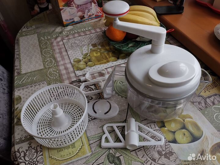 Ручной кухонный комбайн (овощерезка)