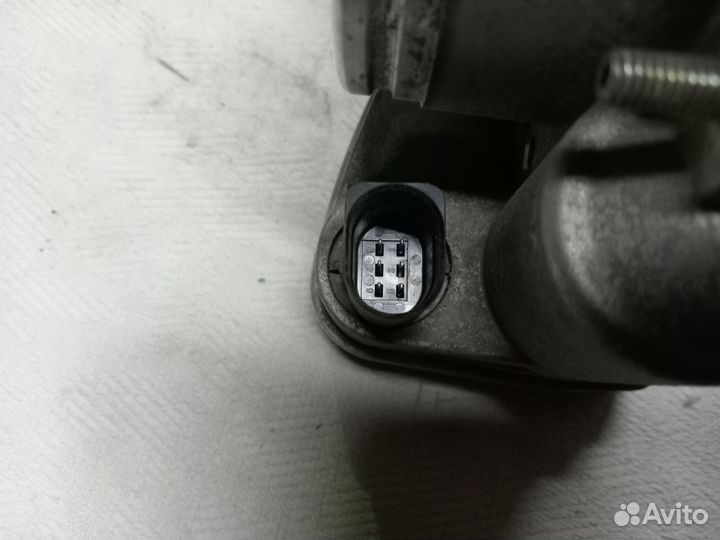 Дроссельная заслонка BMW X5 e53 3.0