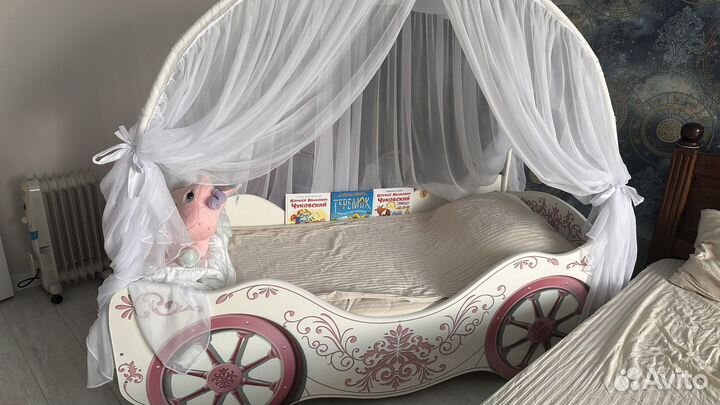 Детская кровать карета