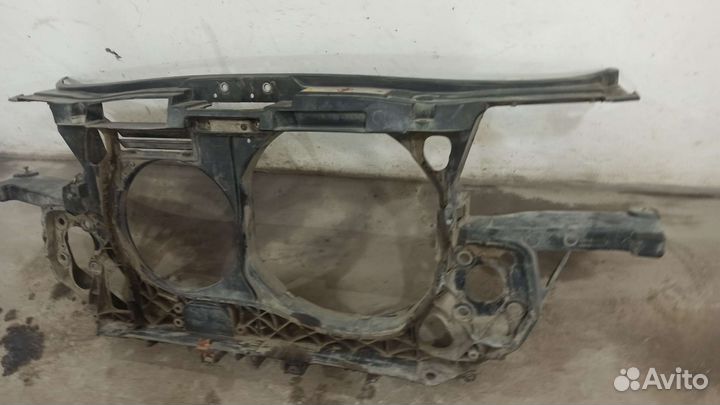 Рамка радиатора панель телевизор Audi A6