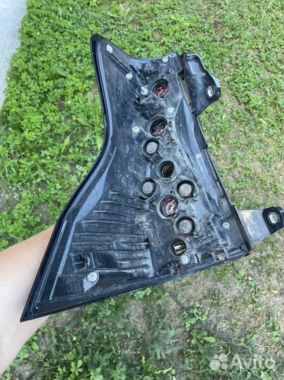 Фонарь задний правый Toyota Land Cruiser Prado 150